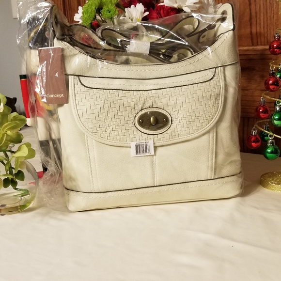 Handbags - NWT CONCEPT WOMEN'S Wemrock Hobo